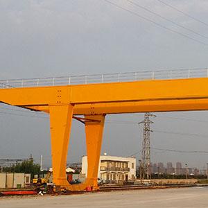 U型龍門起重機(jī)